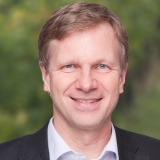 J&uuml;rgen Sandk&uuml;hler